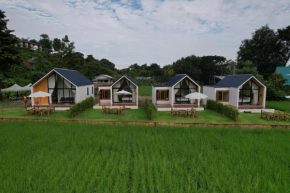 นาต้นบัวโฮมสเตย์ Natonbua Homestay
